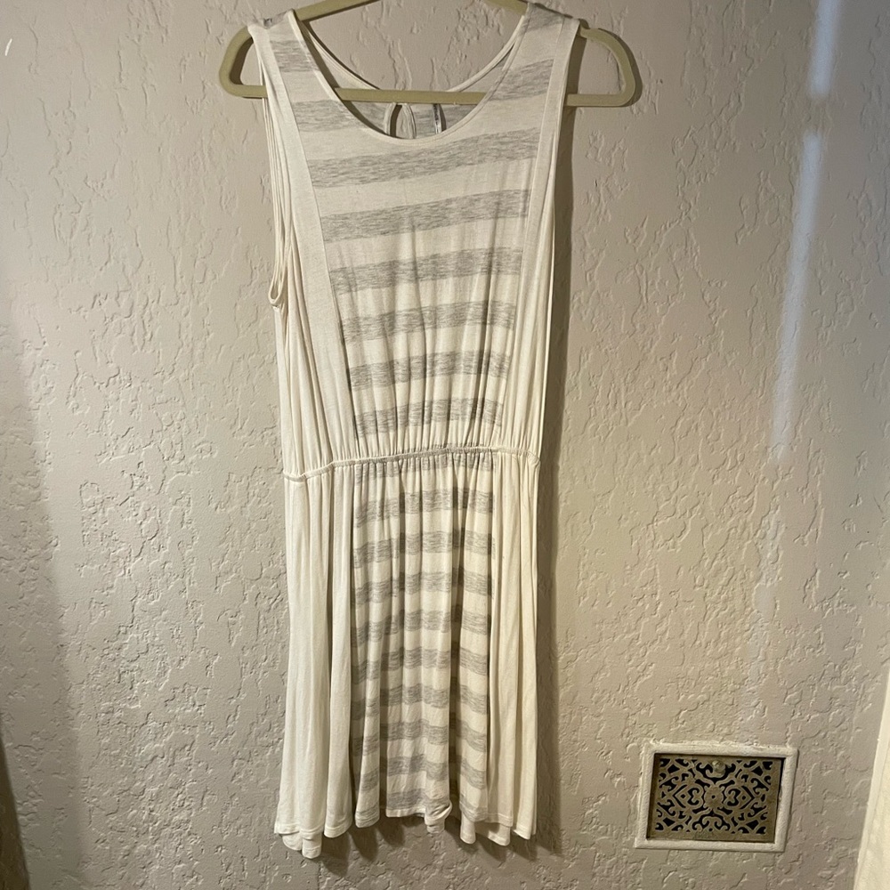 Striped Summer Dress - L